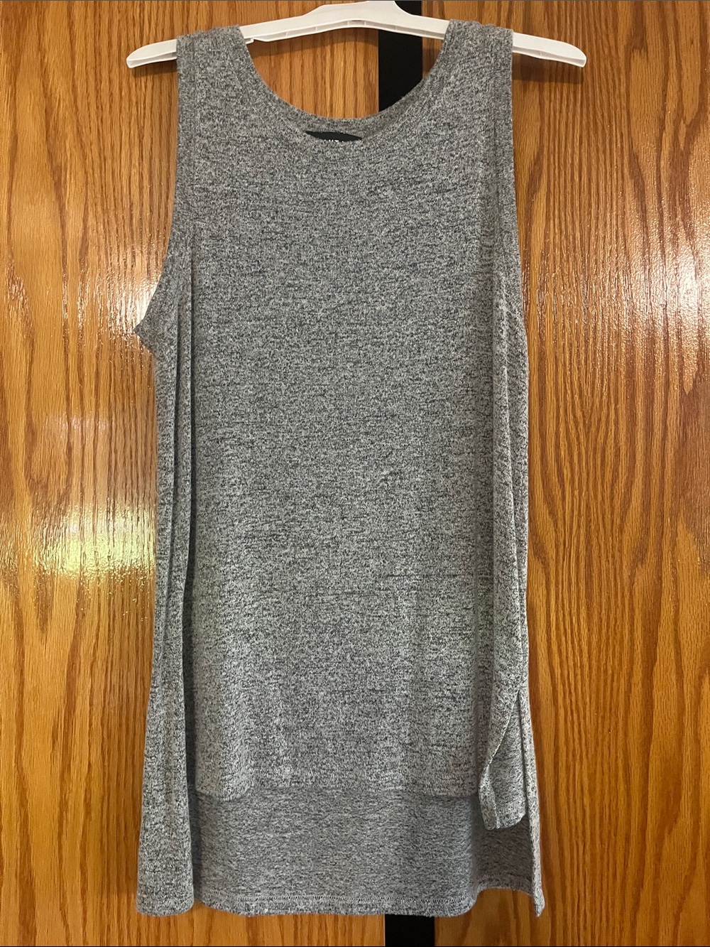 Sleeveless Knit Tank Top in Heather Gray